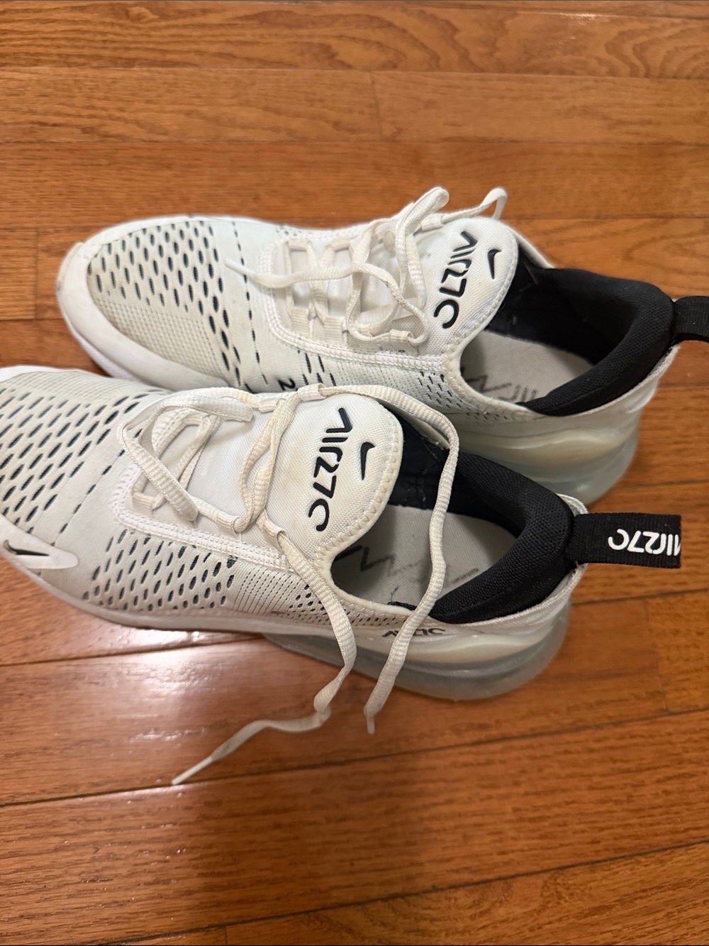 Nike  Air Sneakers in White and Black - Picture 6 of 9